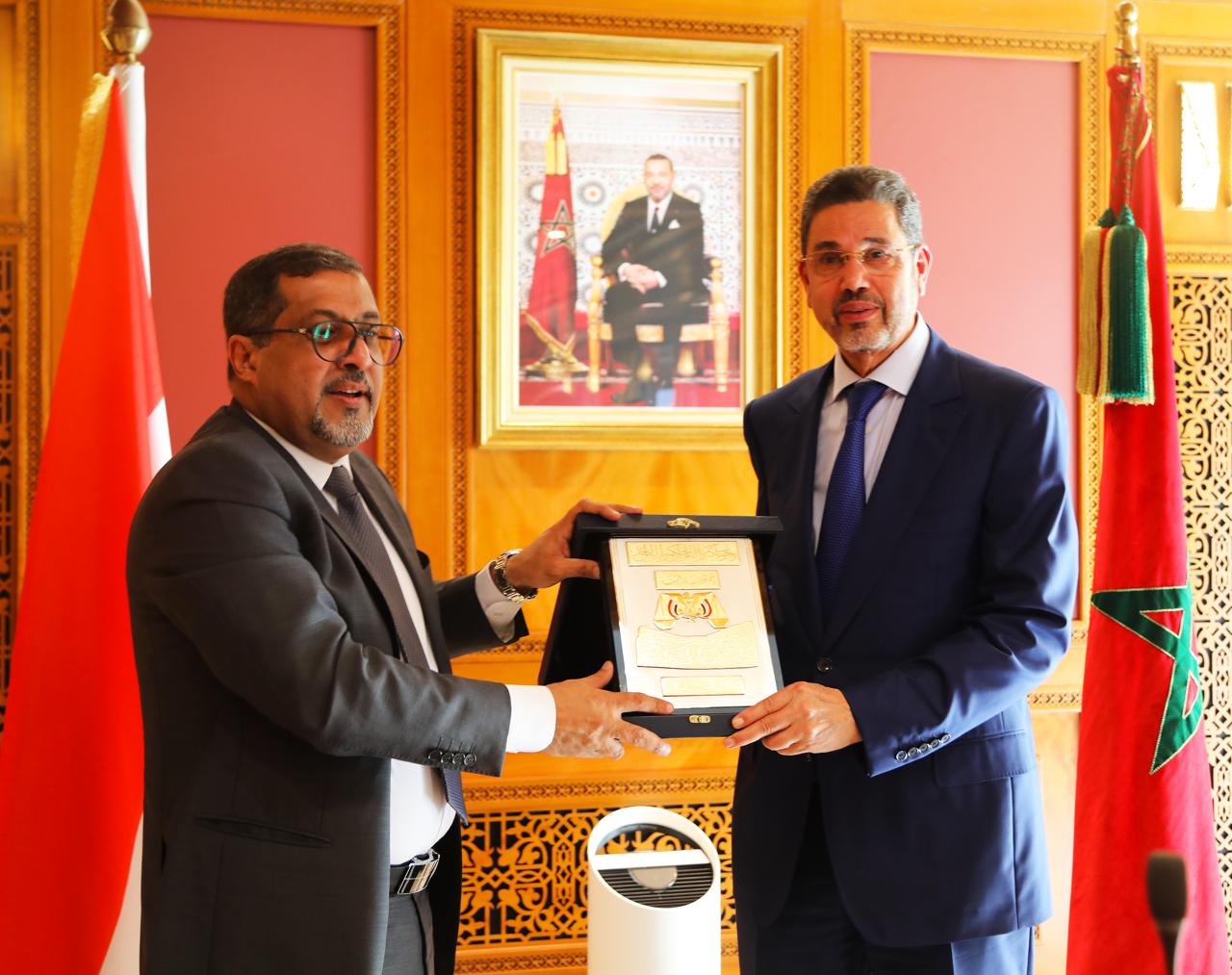 وزير العدل اليمني يعبر عن إعجابه وتقديره لتجربة المغرب في مجال استقلال السلطة القضائية