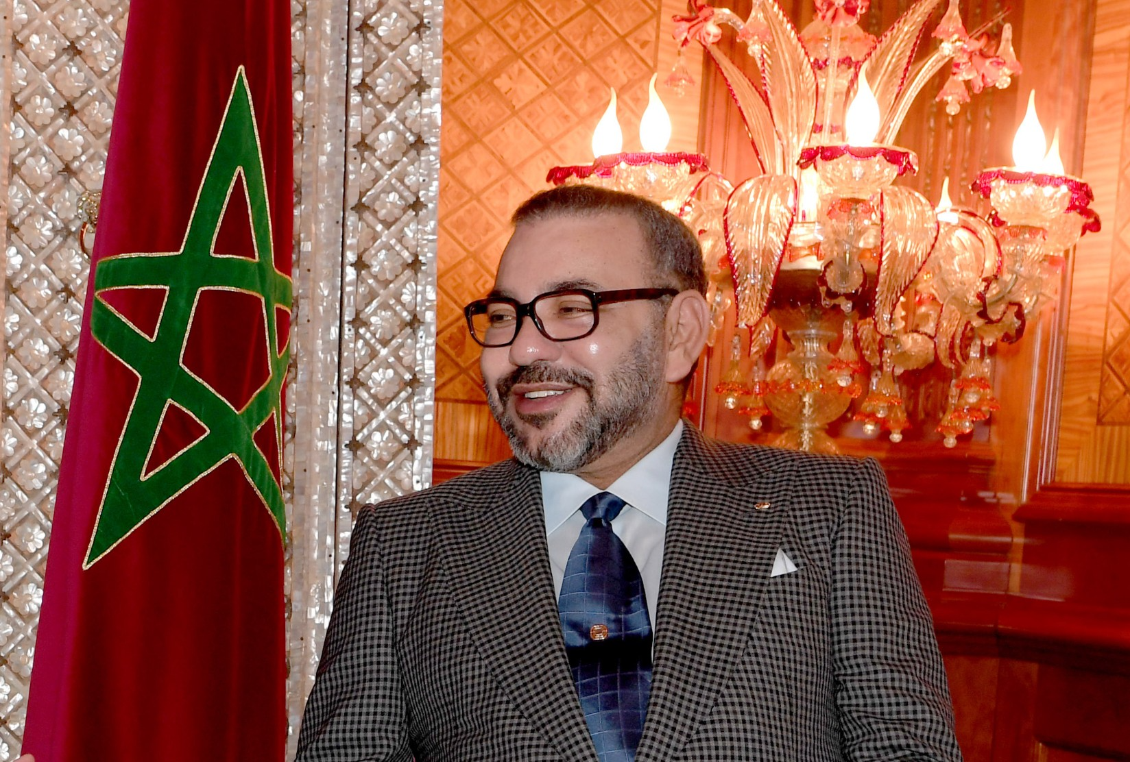 جلالة الملك يهنئ صاحب السمو الملكي الأمير محمد بن سلمان بن عبد العزيز آل سعود بمناسبة تعيينه رئيسا لمجلس الوزراء