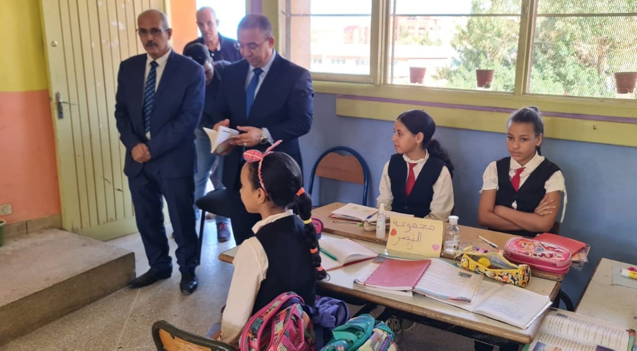 زيارة تفقدية لمدير الأكاديمية الجهوية لمجموعة من المؤسسات التعليمية ببني ملال