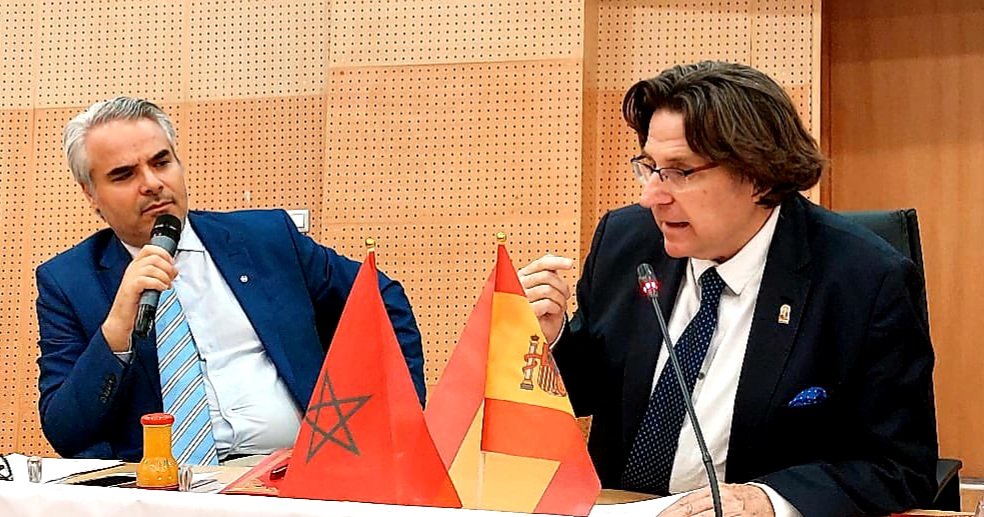 كلنا فارس رشيد .. صوت مغربي من اسبانيا يقض مضاجع البوليساريو