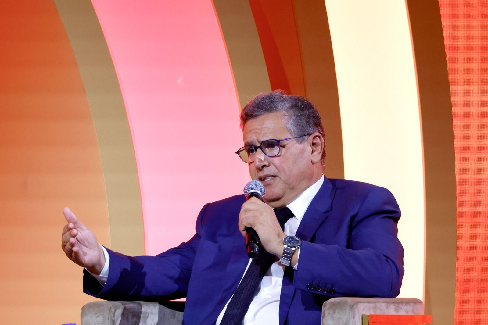 أخنوش .. زيارة جهة درعة-تافيلالت شكلت مناسبة لإطلاق مجموعة من المشاريع التنموية