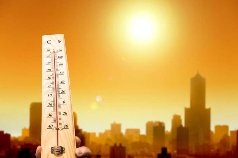 طقس الثلاثاء .. حرارة مرتفعة في معظم مناطق المملكة