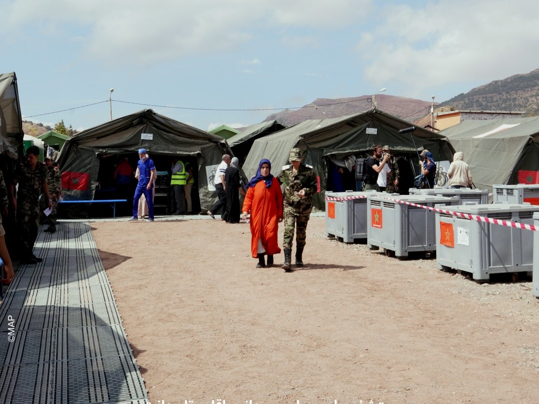 زلزال الحوز .. القوات المسلحة الملكية تقيم مستشفى طبي جراحي ميداني بإقليم تارودانت