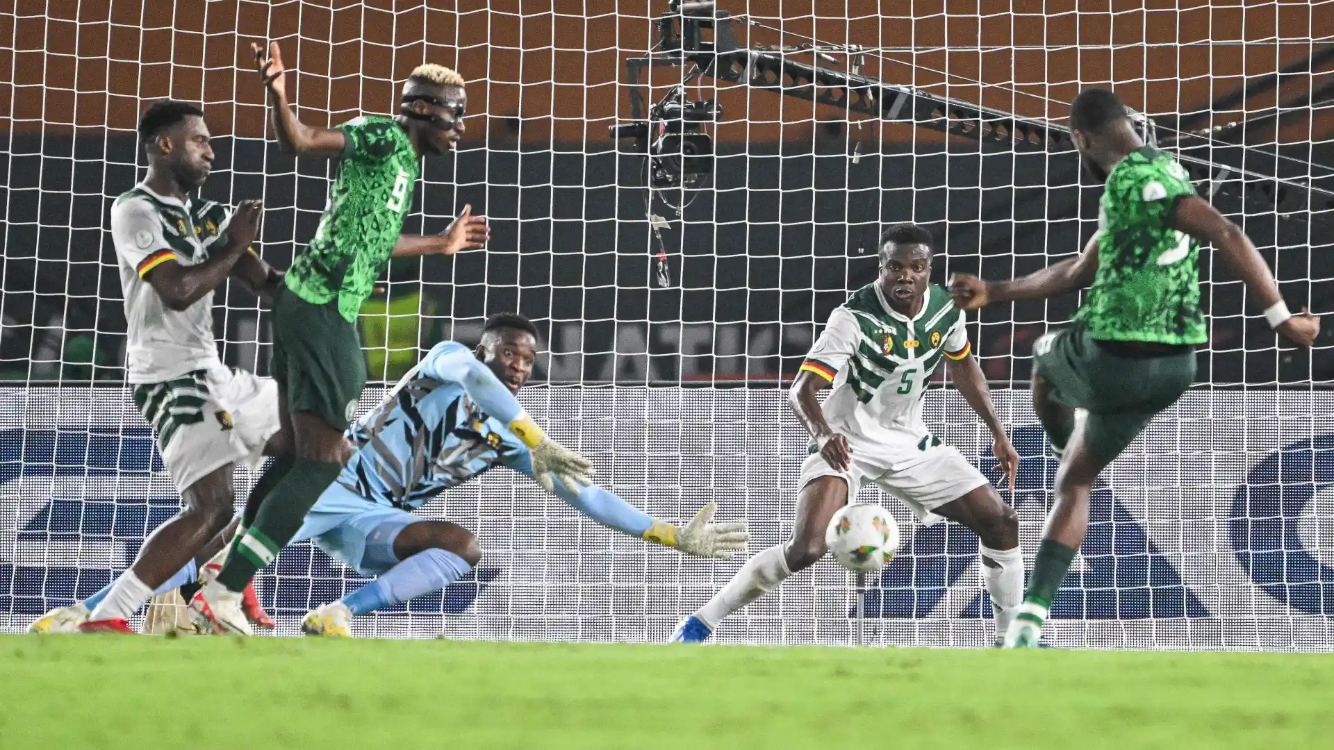 أمم إفريقيا .. نيجيريا تبلغ دور الربع النهائي عقب فوزها على الكاميرون (2-0)