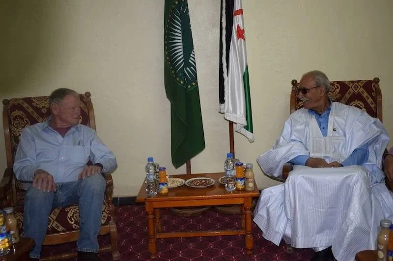 وفاة الأمريكي “جيم إنهوف” تدق آخر مسمار في نعش لوبي جبهة “البوليساريو “