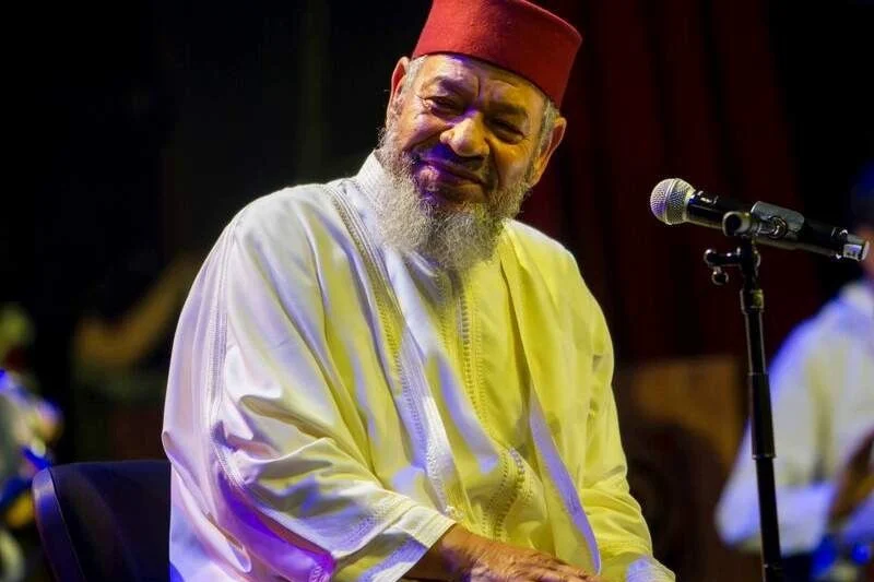 محمود هرواك في رثاء عبد الهادي بلخياط .. كان إذا مدّ النفس في الجملة الموسيقية ، مدّ معها أعمارنا