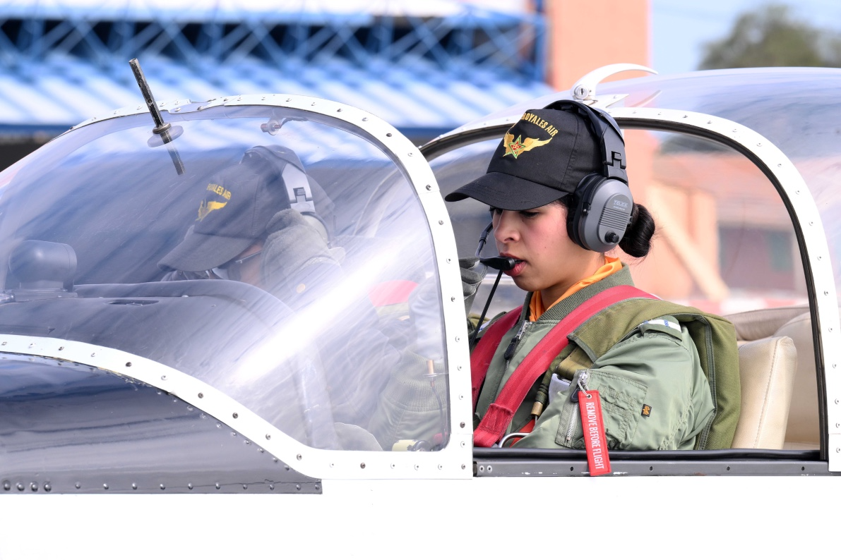 مراكش .. ضابطات وطالبات بالمدرسة الملكية الجوية يحتفين بالتميز وخدمة الوطن