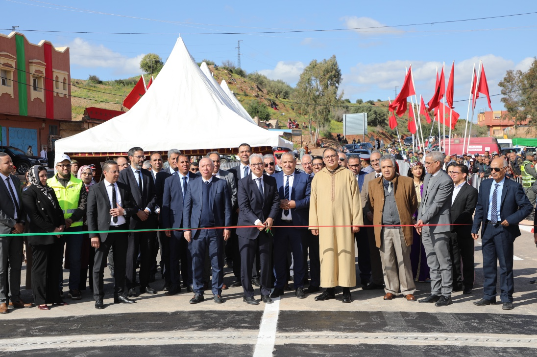 السيد بركة يطلق عدد من المشاريع الطرقية بإقليم خنيفرة
