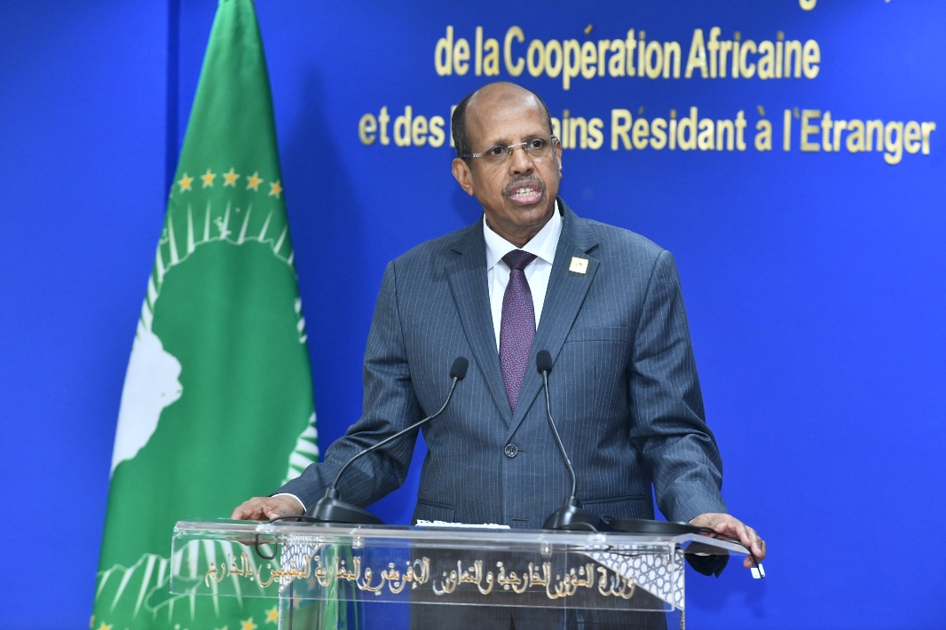 رئيس مفوضية الاتحاد الإفريقي يشيد بالدور المحوري للمغرب تحت القيادة المتبصرة لجلالة الملك في الدفاع عن القضايا الإفريقية